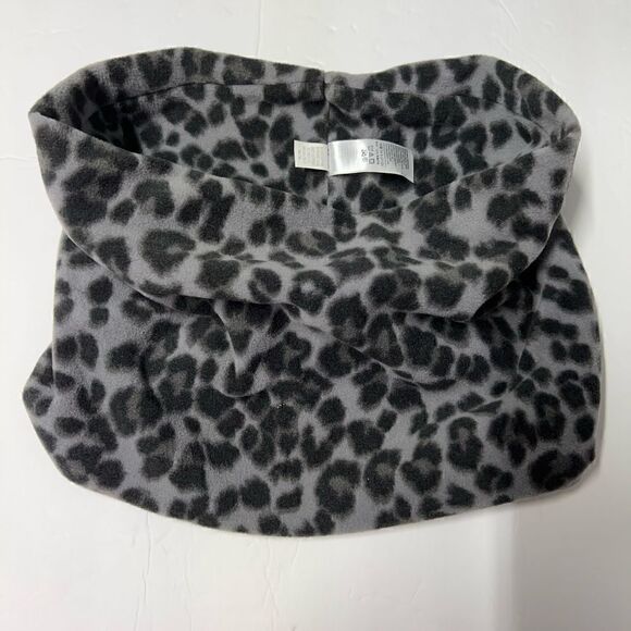 Old Navy Scarf Infinity Grey Black Leopard Print - Picture 2 of 8